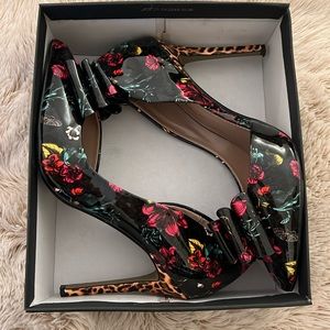 Betsy Johnson floral & leopard heels!